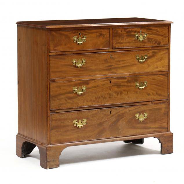 GEORGE III MAHOGANY INLAID CHEST 2f07b1