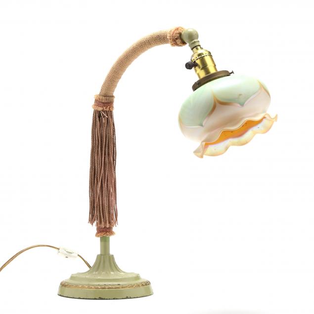 TABLE LAMP WITH QUEZAL ART GLASS