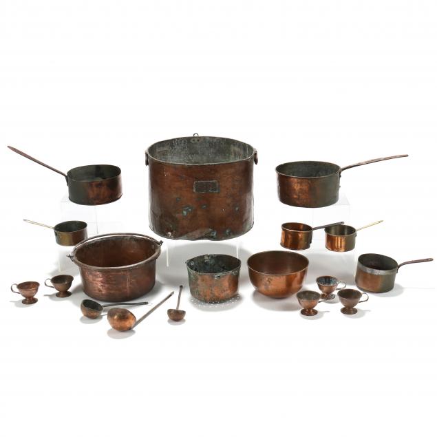 GROUP OF TWELVE COPPER COOKWARE 2f0a7f