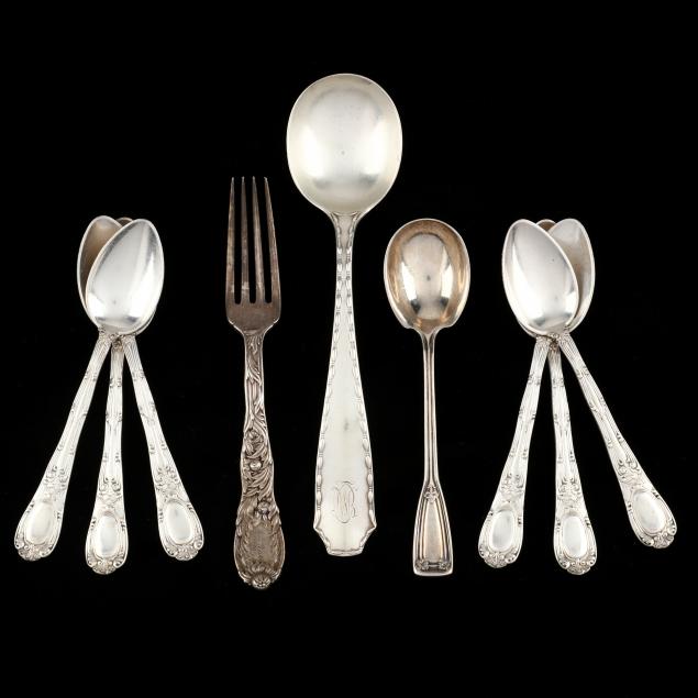 GROUP OF TIFFANY CO SILVER FLATWARE 2f0b53