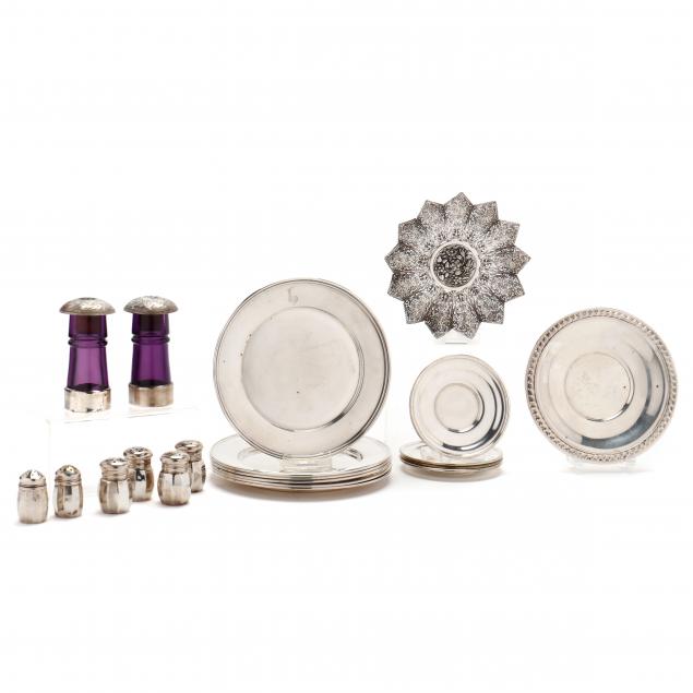 COLLECTION OF SILVER SERVING ACCESSORIES