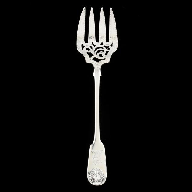 A VICTORIAN SILVER SERVING FORK