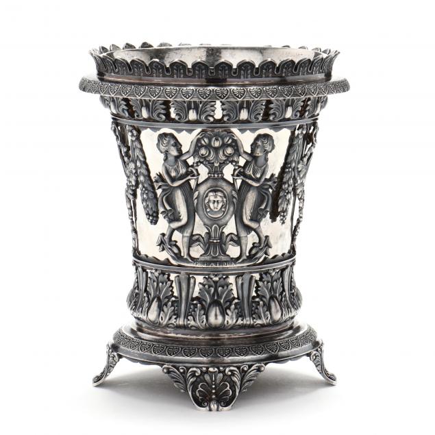 AN CONTINENTAL SILVER VASE 19TH 2f0c43