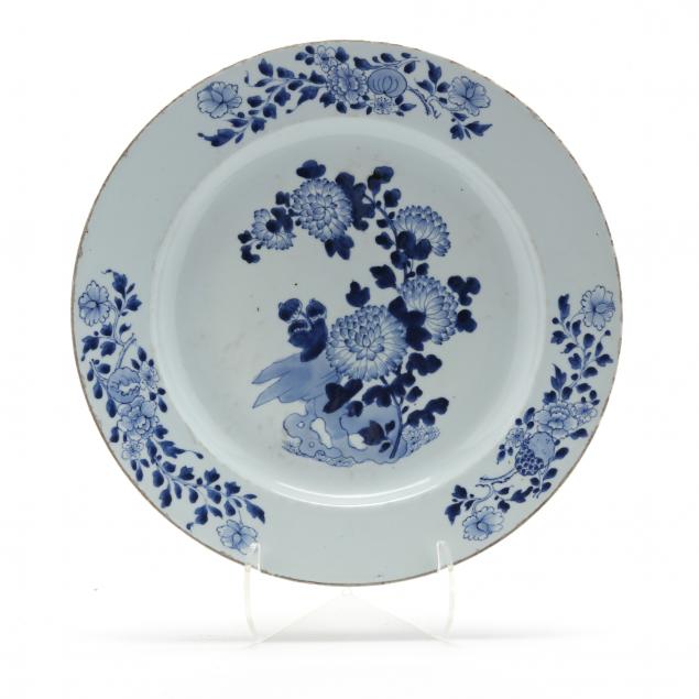 AN ENGLISH DELFT BLUE AND WHITE 2f0c54