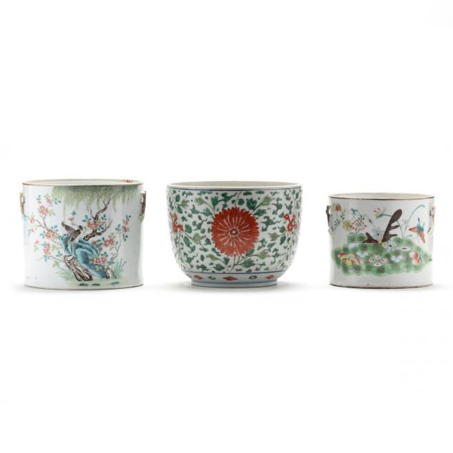 THREE CHINESE EXPORT PORCELAIN 2f0cbe