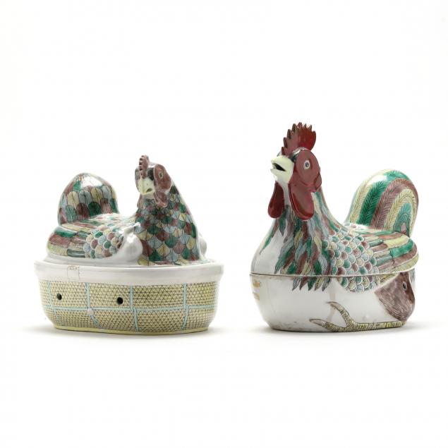 TWO CHINESE EXPORT PORCELAIN CHICKEN 2f0cbd