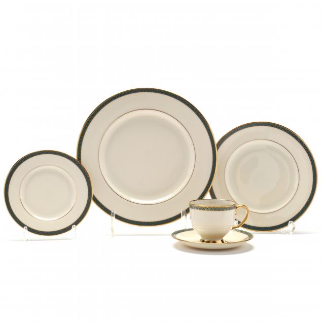 LENOX PATRIOT DINNERWARE SERVICE,