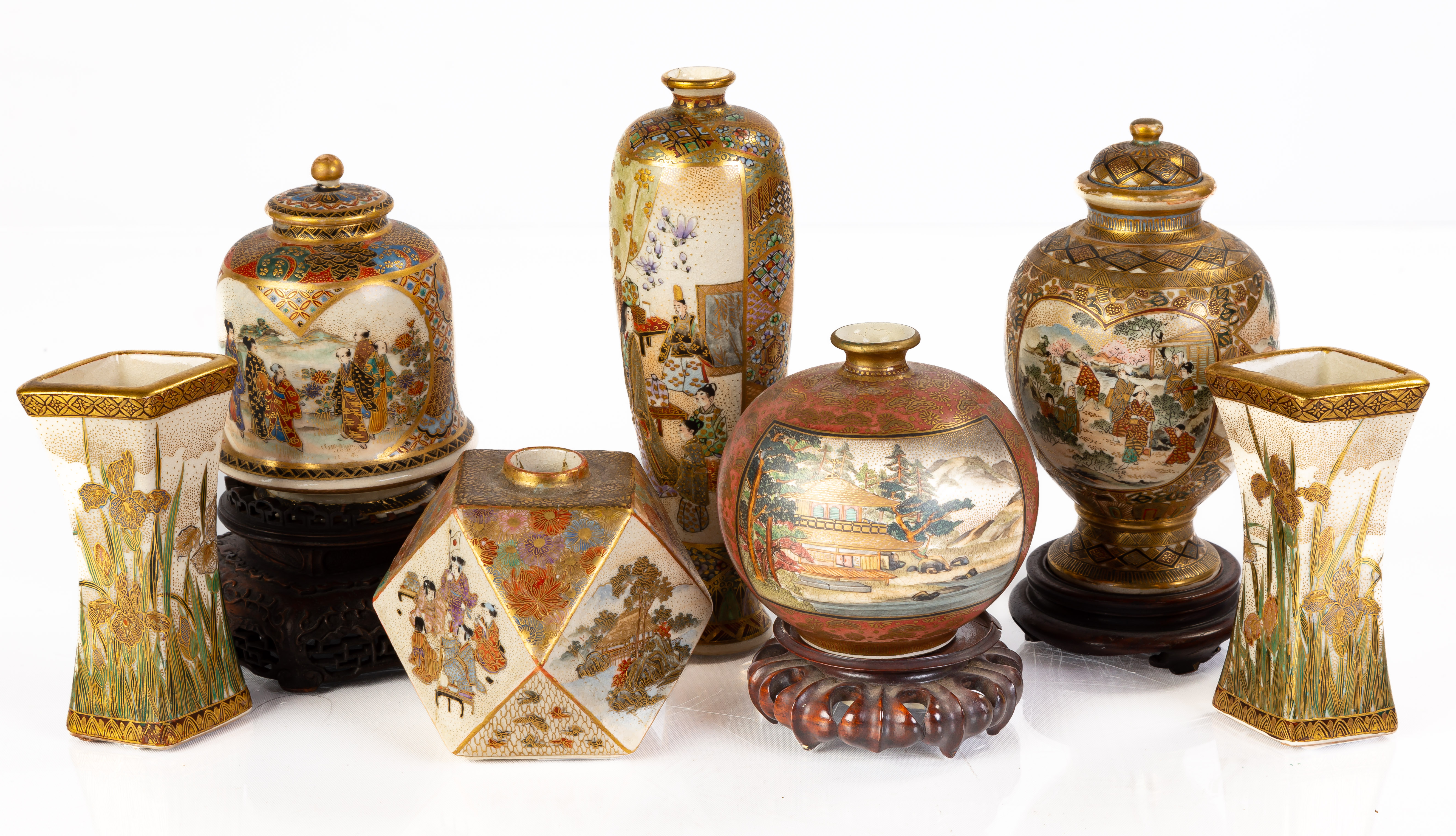 SATSUMA CABINET VASES Circa 1900  2f3674