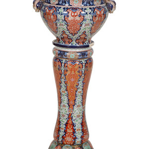 A Japanese Porcelain Jardinière and