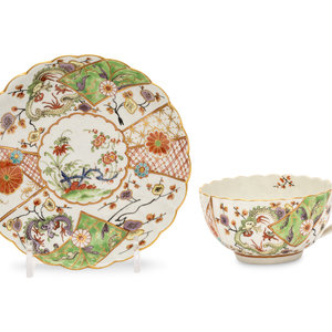 A Worcester Porcelain Teacup and 2f4bfe