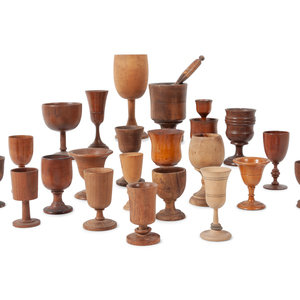 A Large Collection of Treenware 2f4c43