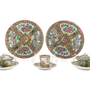 A Chinese Rose Medallion Tea Service 20th 2f4c96