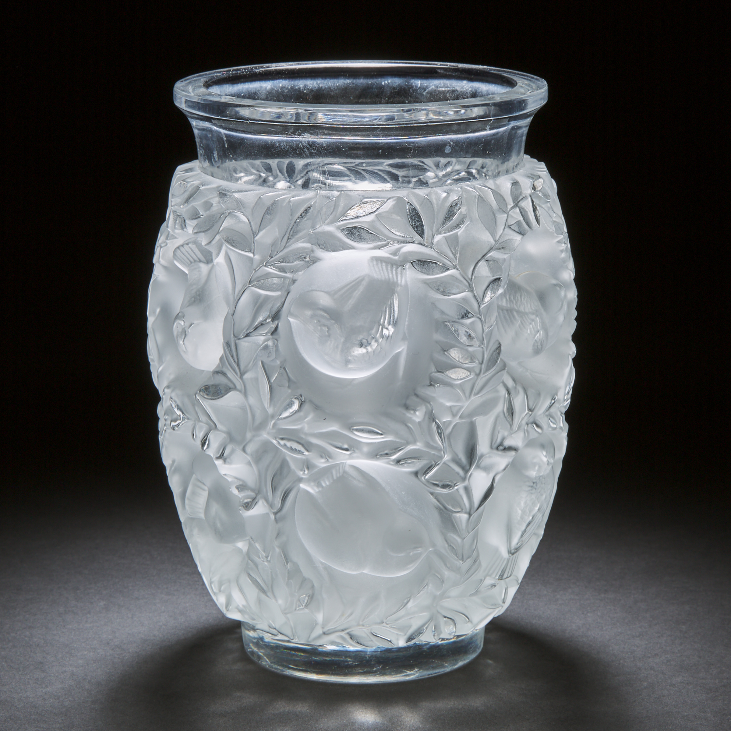  Bagatelle Lalique Moulded and 2f270b