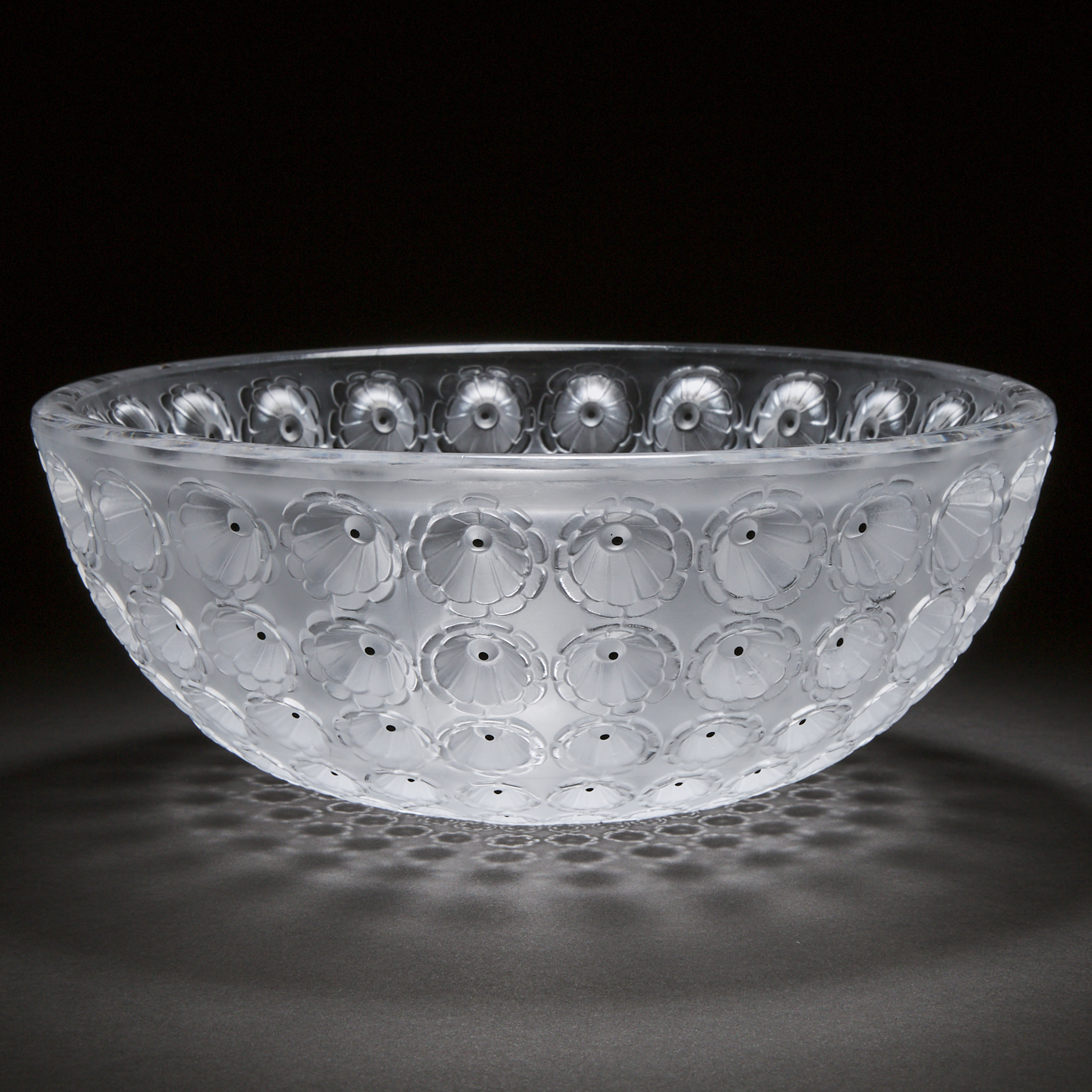  Nemours Lalique Frosted and 2f2824