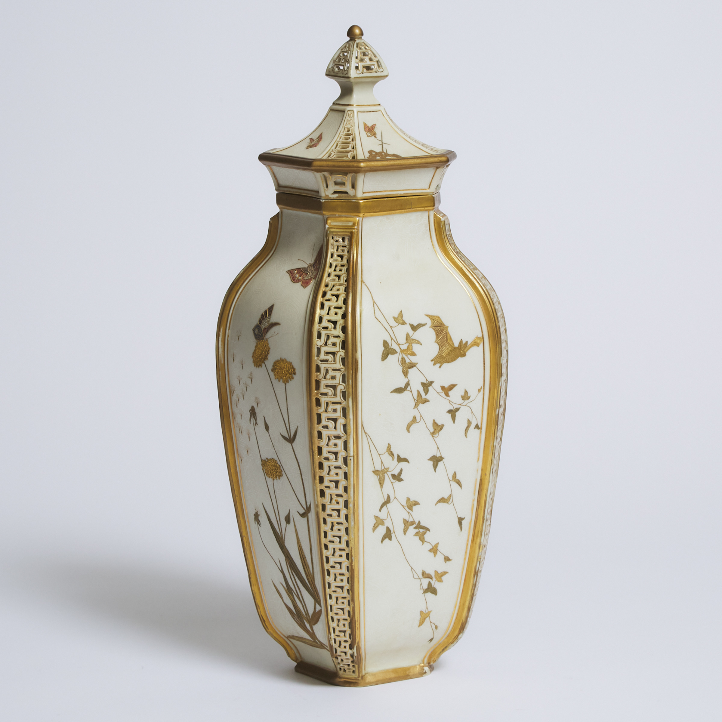 Royal Worcester Reticulated Vase 2f2829