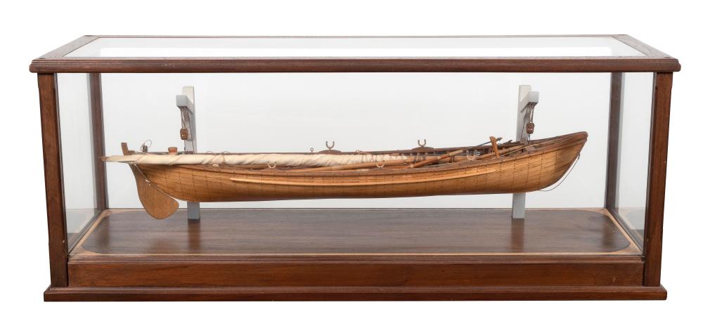 CASED WHALEBOAT MODEL 20TH CENTURY 2f284e