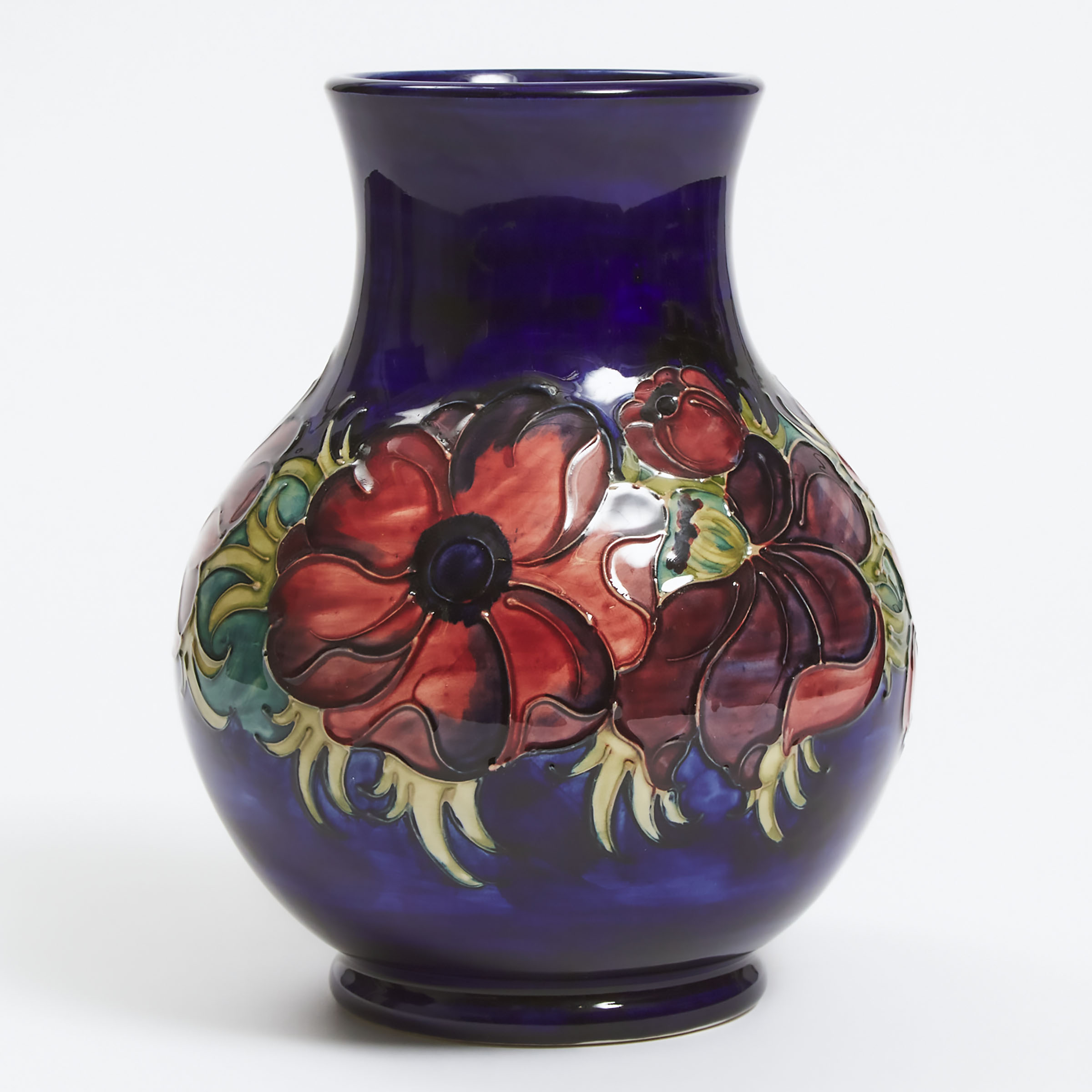 Moorcroft Anemone Vase 1980  2f28a7