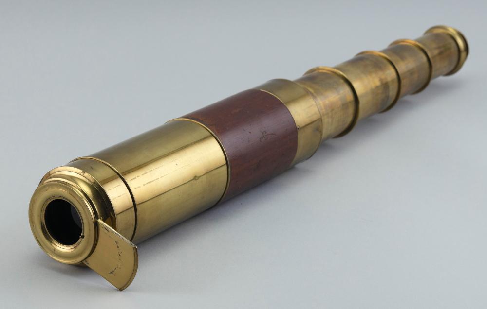 BRASS FOUR-DRAW DAY/NIGHT TELESCOPE