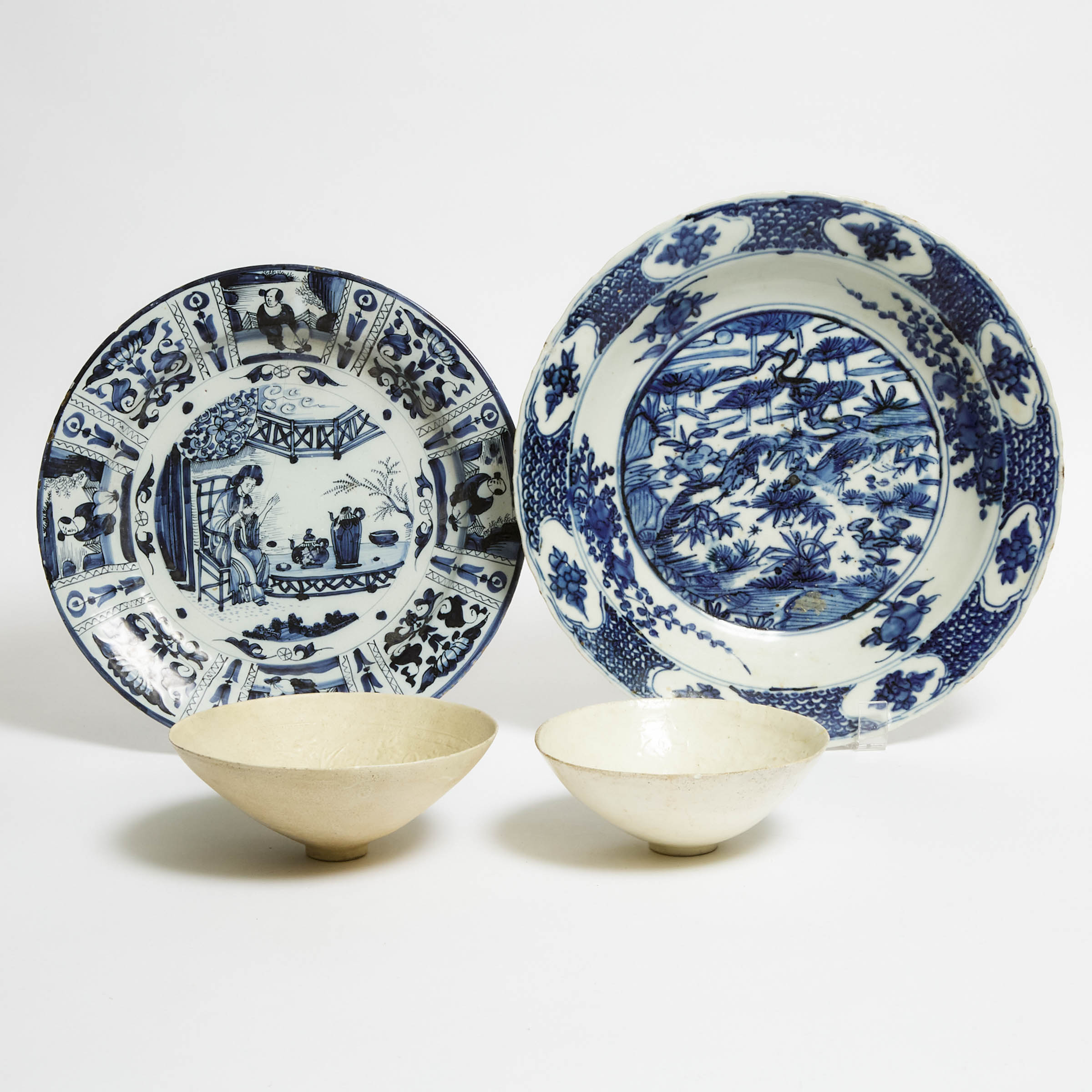 Two Blue and White Swatow Chargers,