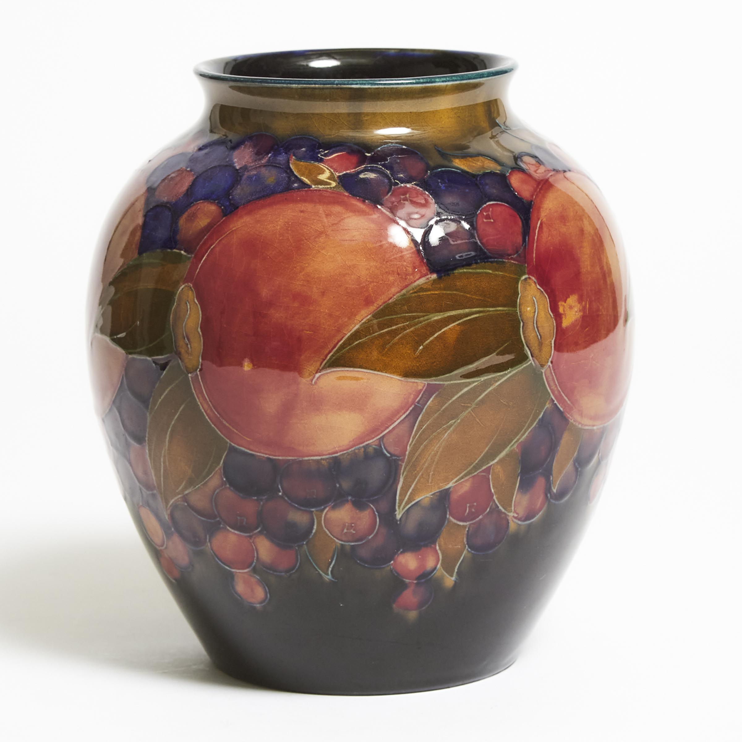 Moorcroft Pomegranate Vase c 1916 18 2f2d54