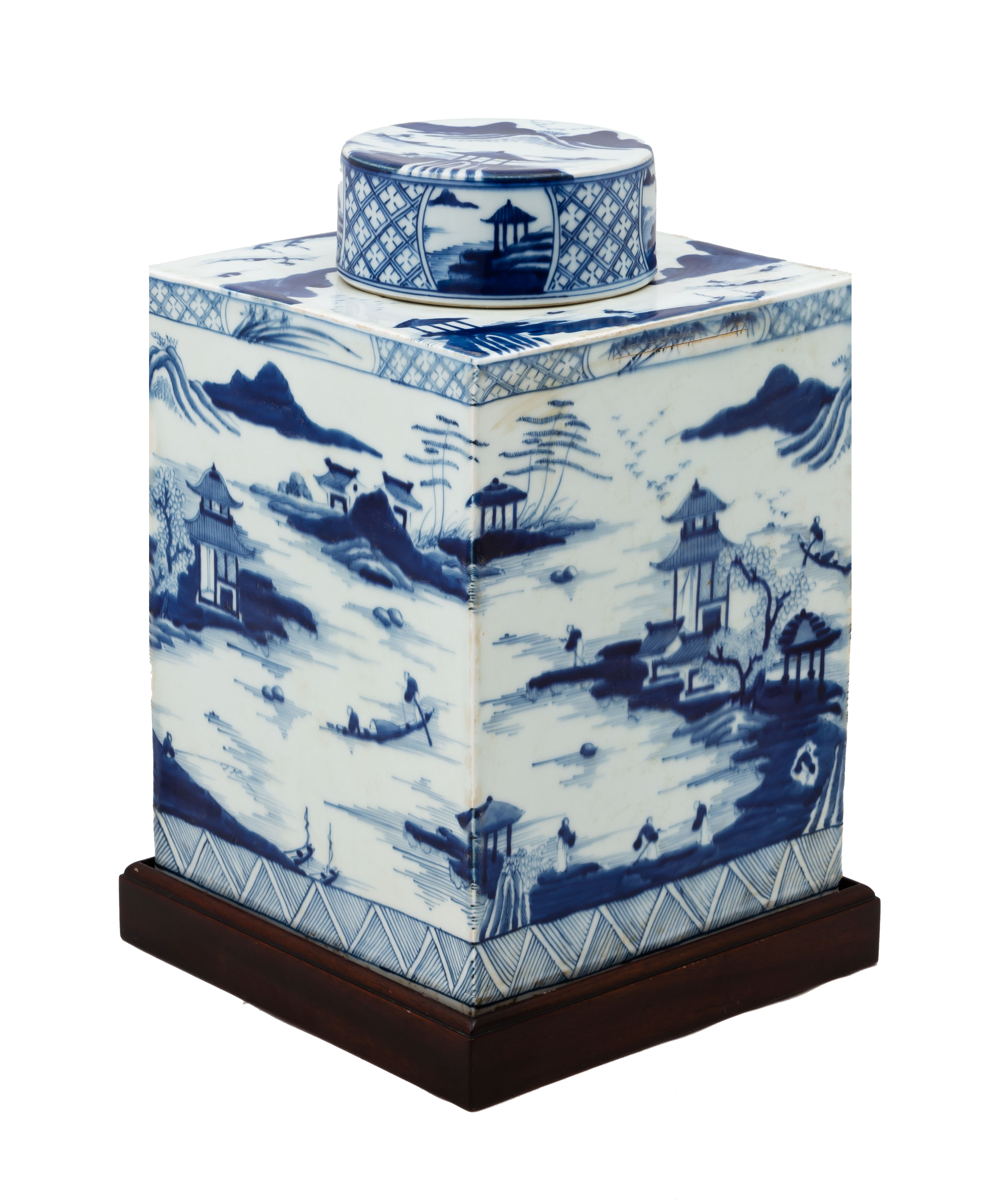 LARGE CHINESE BLUE & WHITE PORCELAIN