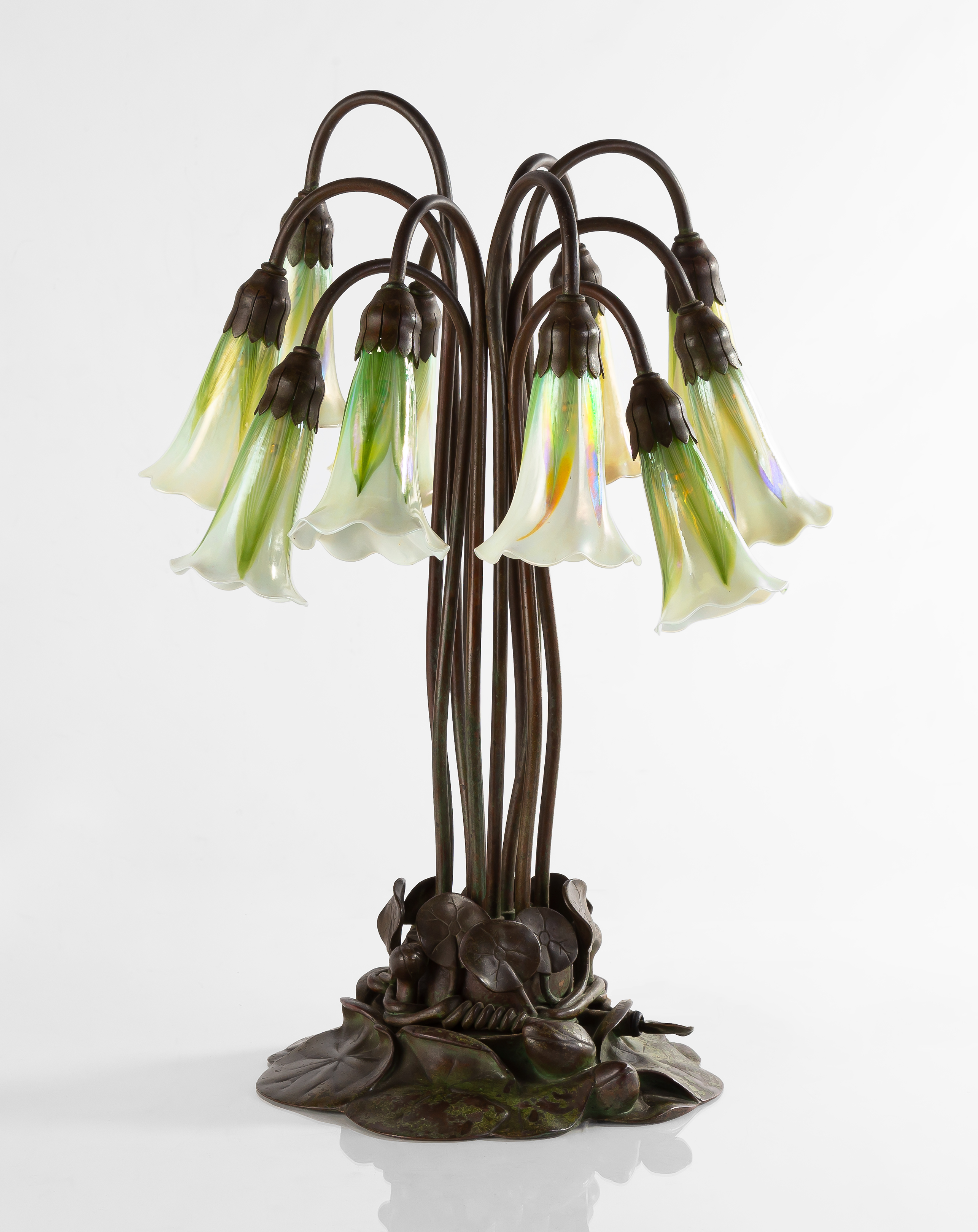 TIFFANY STUDIOS TEN LIGHT LILY 2f2e44