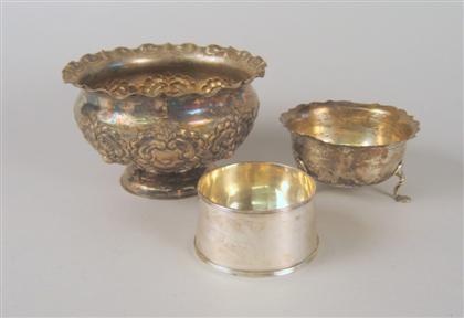 Three English sterling silver bowls 4b7ea