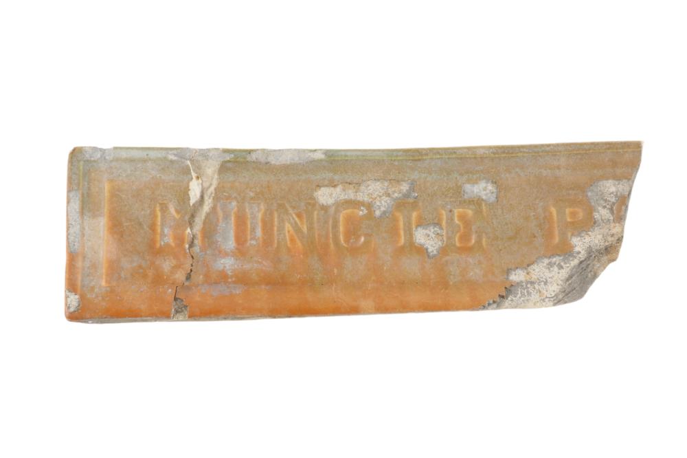 MUNCIE POTTERY DEALER SIGN FRAGMENT  2f3294