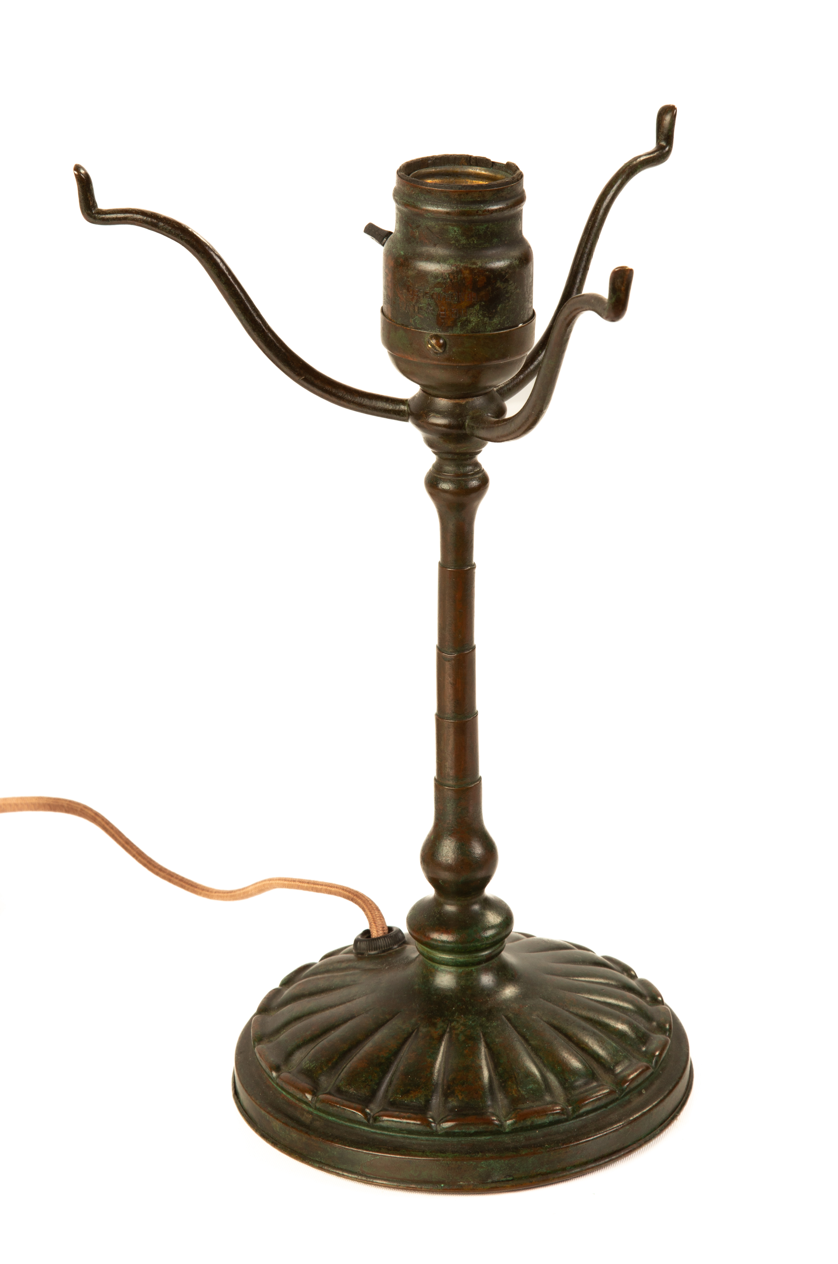 TIFFANY STUDIOS NY BRONZE LAMP 2f32f3