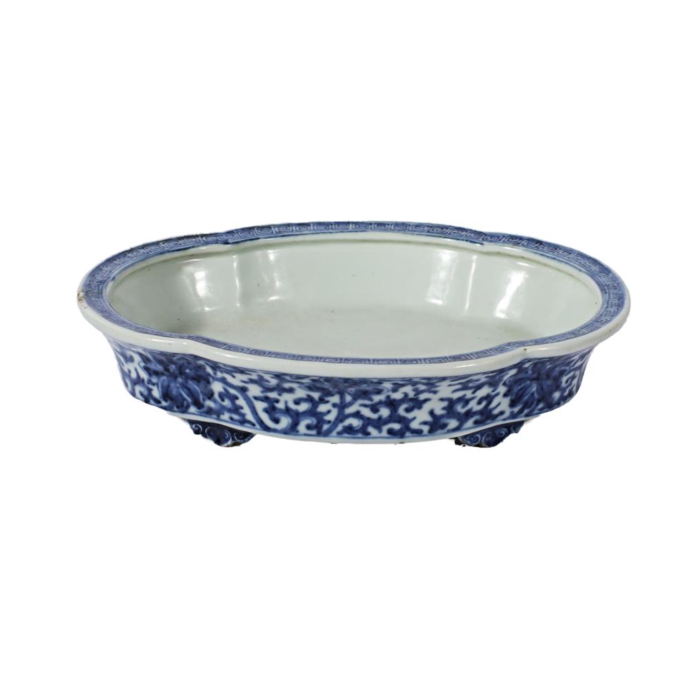 CHINESE BLUE AND WHITE PORCELAIN