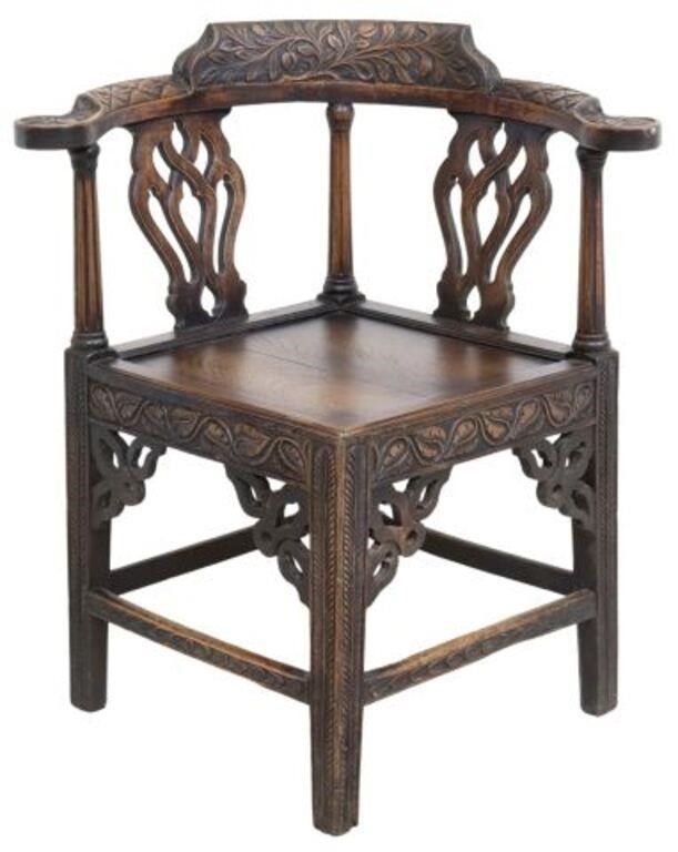 ENGLISH VICTORIAN CARVED OAK CORNER