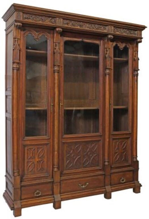 FRENCH GOTHIC REVIVAL CARVED BOOKCASEFrench 2f5fd2