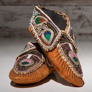 Eastern Woodlands Beaded Moccasins
mid-19th