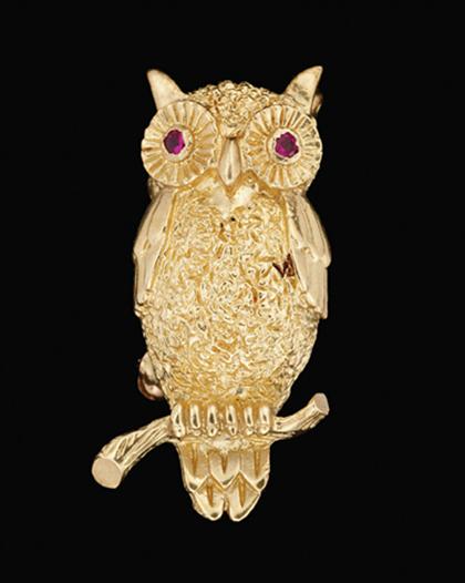 14 karat yellow gold "owl" brooch