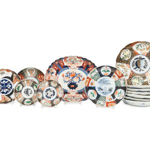 A Group of Imari Porcelain Dishes 19th 20th 2f692d