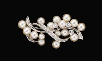 14 karat white gold pearl and diamond