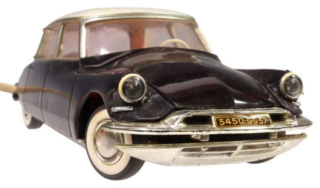 CITROEN DS19 TELEGUIDEE ELECTRIC MODEL