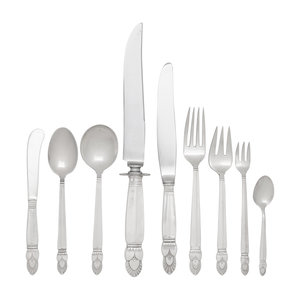 An American Silver Flatware Service  2f6aee