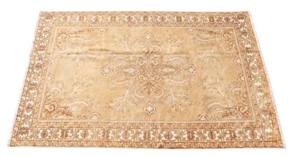 HAND TIED PERSIAN WOOL RUG IRAN  2f6b8a