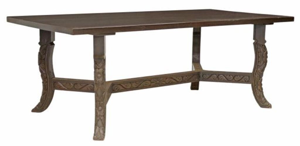 LARGE DINING TABLE WITH FLORAL