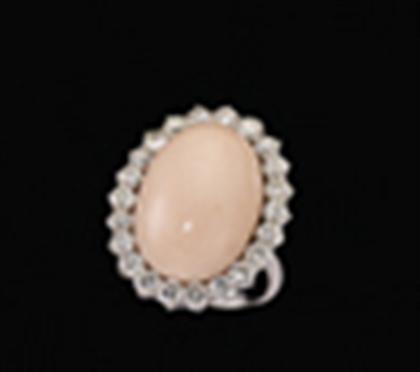 White gold pink coral and diamond 4be07