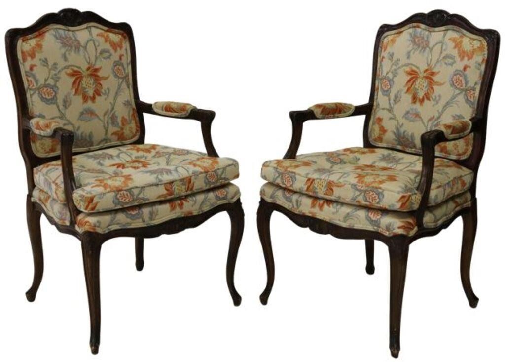  2 CENTURY CHAIR COMPANY LOUIS 2f6dea