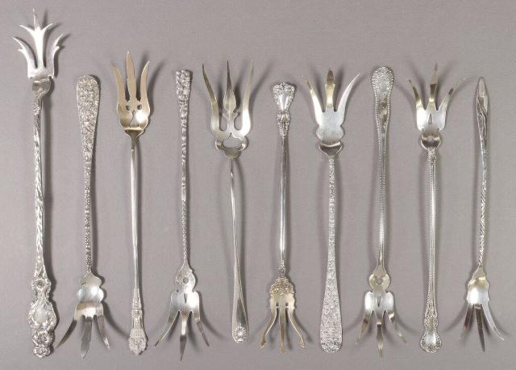 (10) COLLECTION OF STERLING SILVER