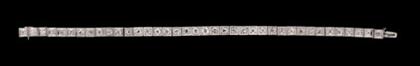 Platinum and diamond line bracelet 4be4c
