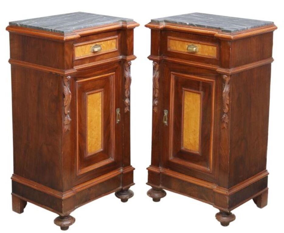  2 ITALIAN MARBLE TOP WALNUT BEDSIDE 2f70e8