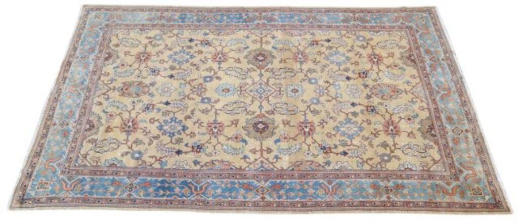 HAND-TIED MAHAL DESIGN RUG, 11'7"