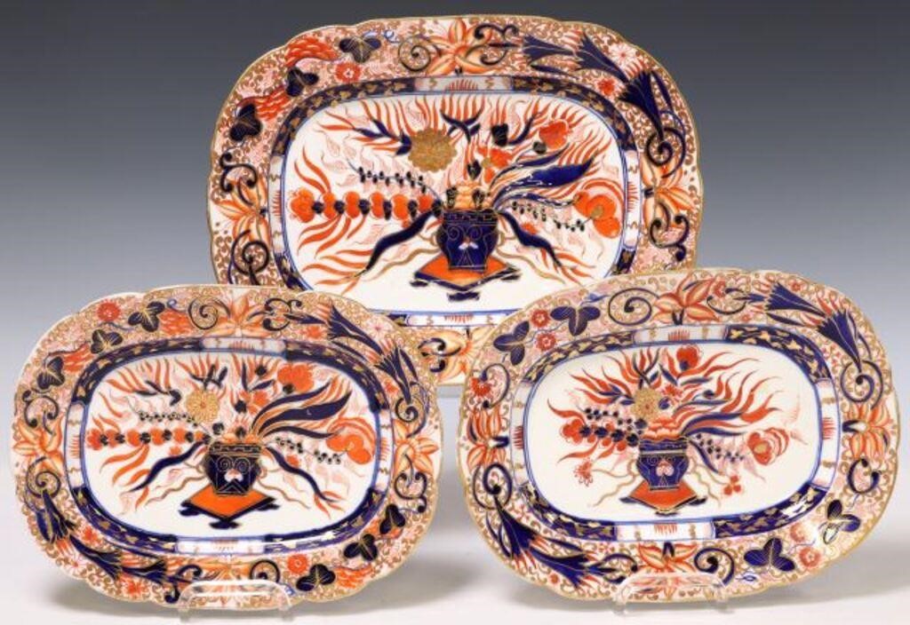 (3) ENGLISH IMARI PATTERN OVAL