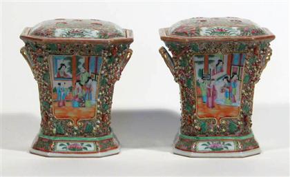 Pair of Chinese export porcelain 4bb69