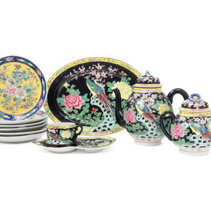 11 Japanese Enameled Porcelain 2f546f