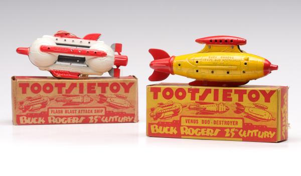 BUCK ROGERS TOOTSIETOY SPACE SHIP